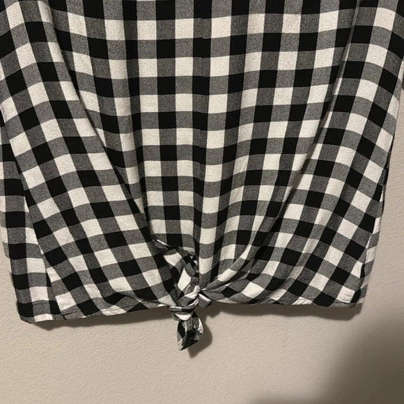 Madewell checkered front tie short sleeve blouse button up back size small EUC - Picture 4 of 8
